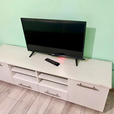 Chic Downtown Apartament Tirana